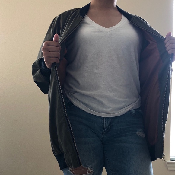 Extended Bomber Jacket - Picture 8 of 8